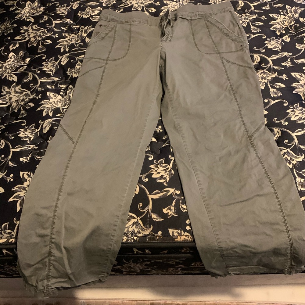 Cargo pants